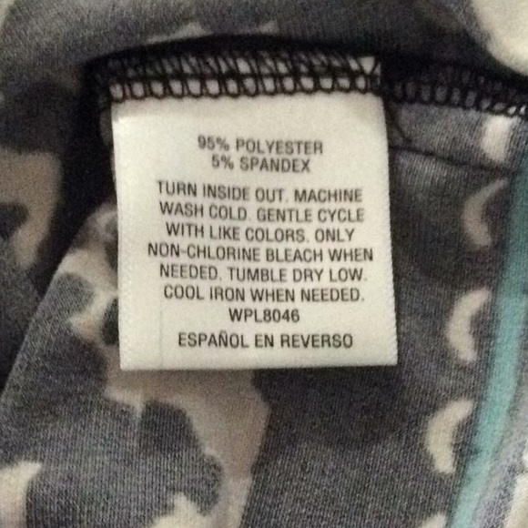 JM COLLECTION PAISLEY BLOUSE - Picture 6 of 8